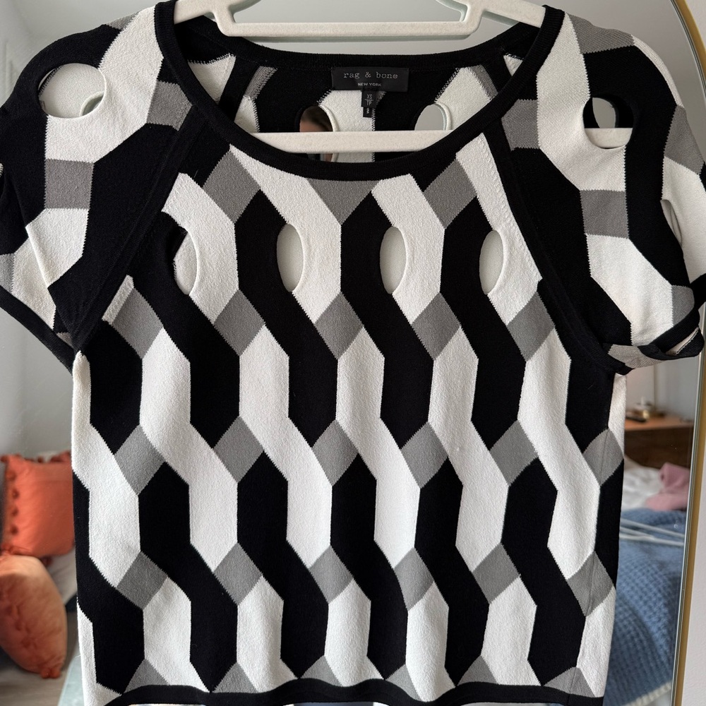 rag & bone Black White Gray Geometric Cutout Short Sleeve Top